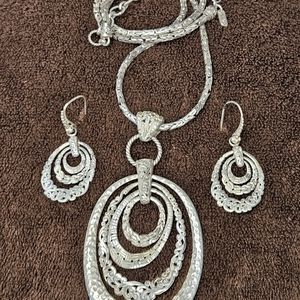 Collection of Bali Sarda sterling silver necklace and earrings